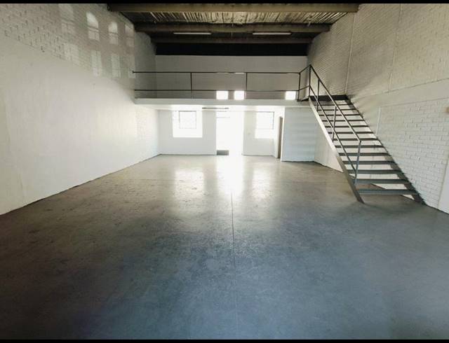 INDUSTRIAL PROPERTY TO RENT IN HALFWAY HOUSE